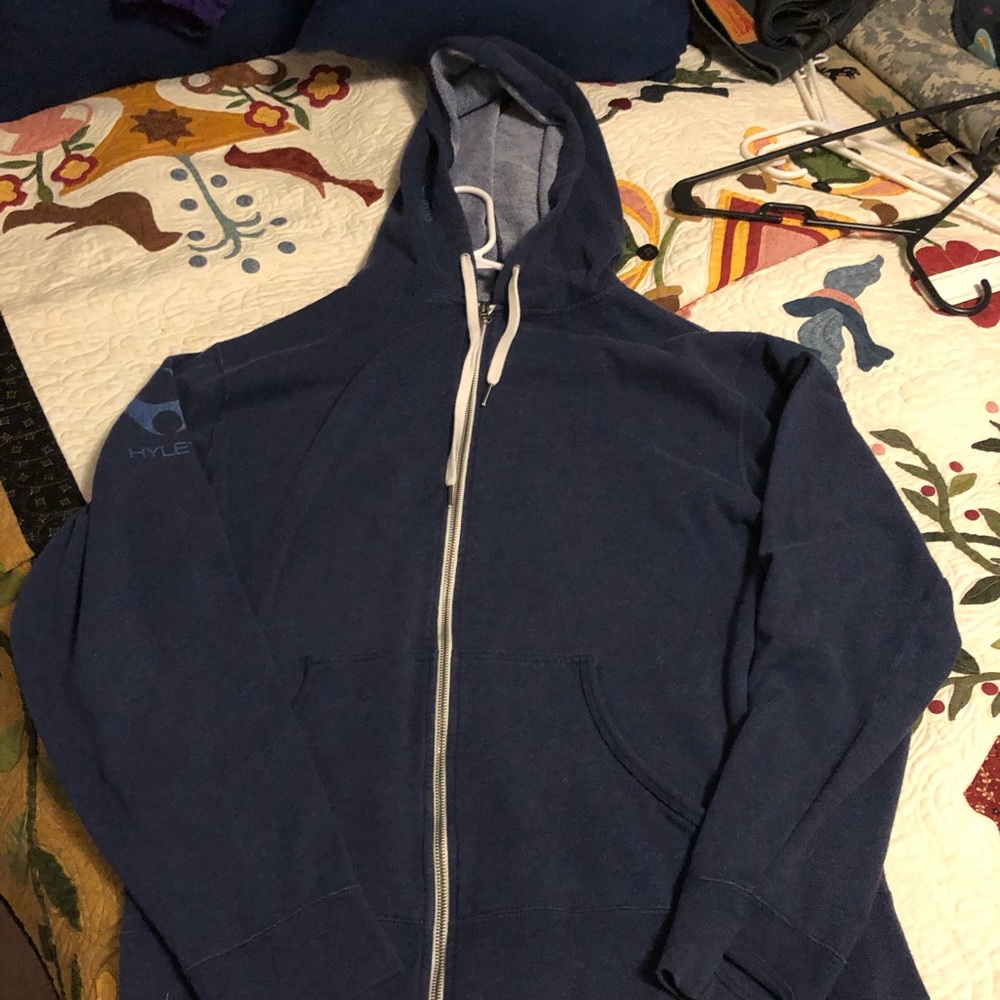Hylete Full Zip Hoodies. 3 hoodies for $30. All are size large.